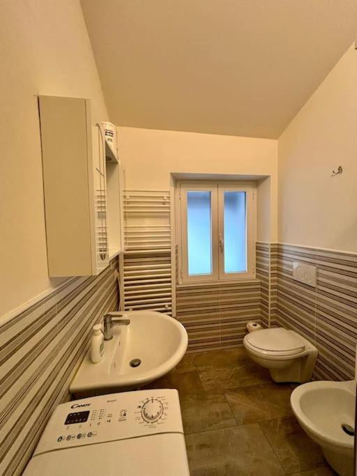 Loft In Fiera Apartment Varzi Luaran gambar