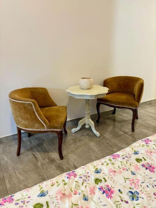 Loft In Fiera Apartment Varzi Luaran gambar